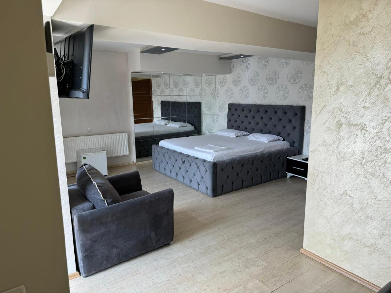 Hotel Pashtriku Gjakova Buitenkant foto